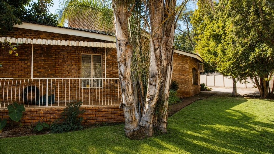 3 Bedroom Property for Sale in Safari Gardens North West